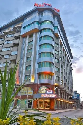 Marathon Hotel