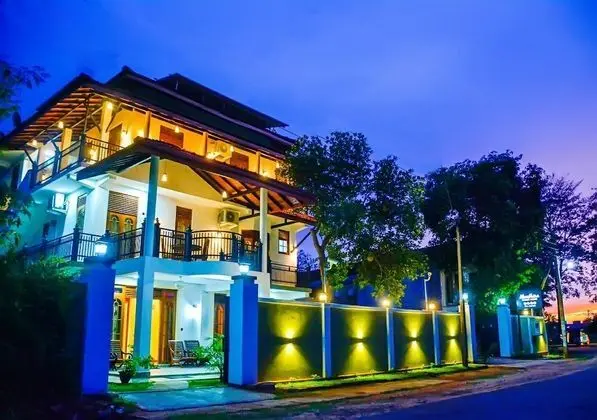 Marathona Tourist Resort - Anuradhapura