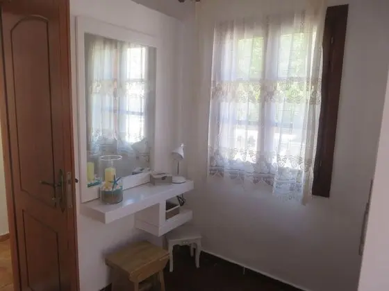 Maravelia Mare - Oda