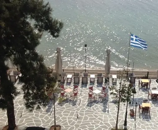Maravellia Art Hotel