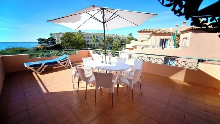 Marbella Beach Resort at Club Playa Real - Öne Çıkan Resim