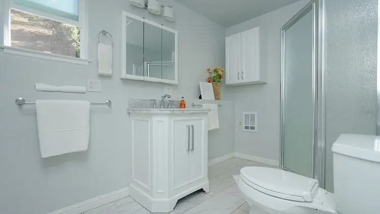 Marbella Lane 3BR Penthouse Executive Suite SFO - Banyo Tipleri