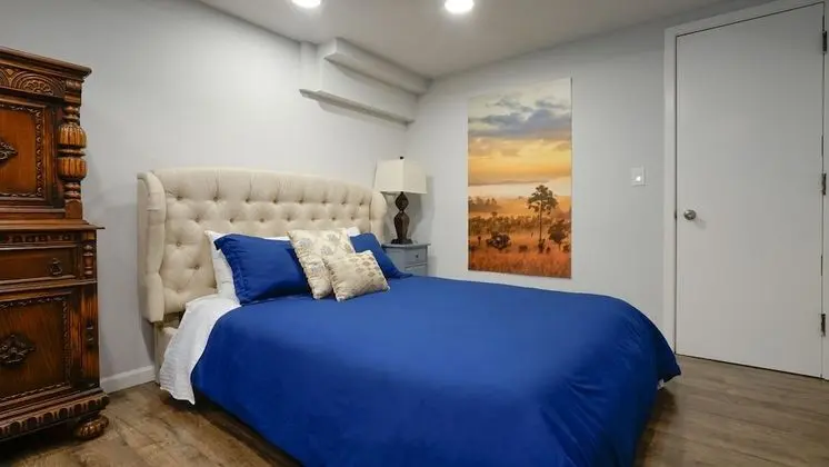 Marbella Lane 3BR Penthouse Executive Suite SFO - Oda