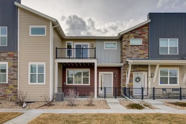 Marbella Lane Executive Townhome, 20 mins to Boulder