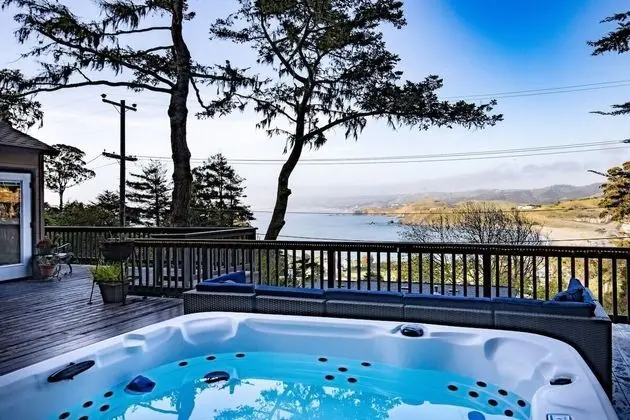 Marbella Lane Pedro Point Beach House with Hot Tub - Öne Çıkan Resim
