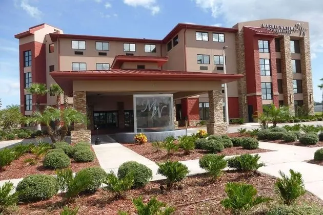 MARBLE WATERS HOTEL SUITES