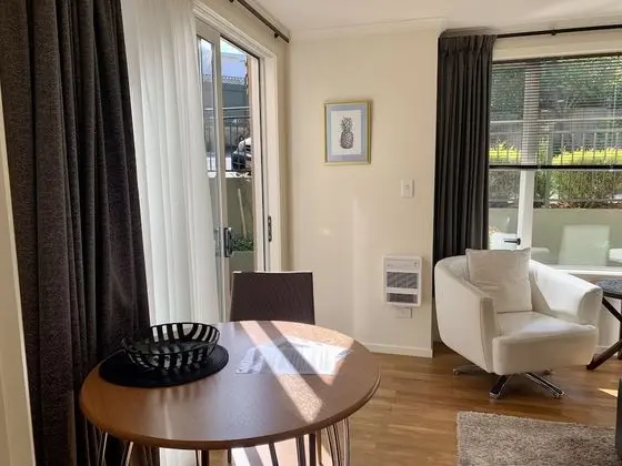 March Apartments - Oda Düzeni