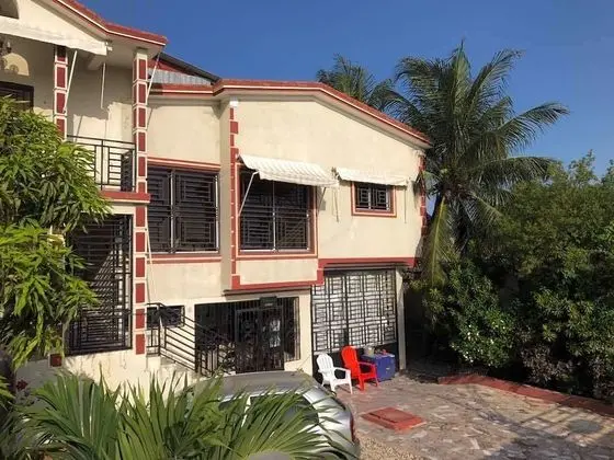 Marcie Guesthouse hôtel and restaurant - Dış Mekan
