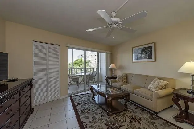 Marco Beach Vacation Suites