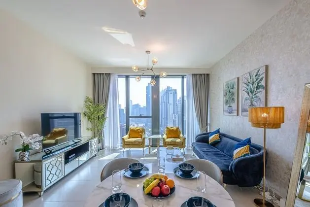 Marco Polo - Elite Apt near Burj Khalifa with large Pool