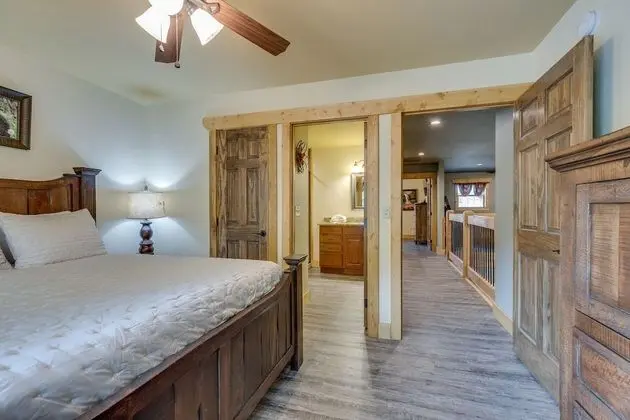 Marco Polo - Four Bedroom Chalet - Oda