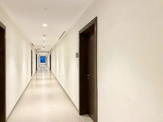 Marco Polo - Lofty Apt with Balcony Near Dubai Hills Mall - Lobi