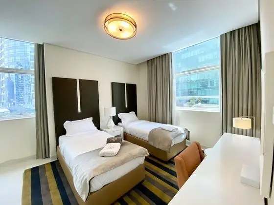Marco Polo - Luxurious Apt with Wide City Views with Spa & Pool - Oda