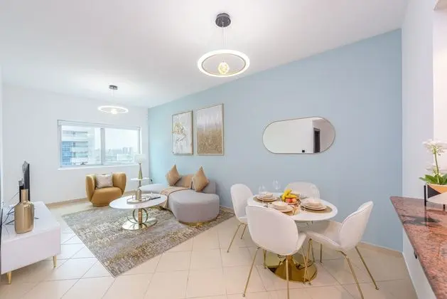 Marco Polo - Splendid 1BR Apt with Marina View & Close to Metro - Öne Çıkan Resim