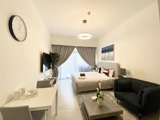 Marco Polo - Trendy Studio at the Heart of JVC with Health Club