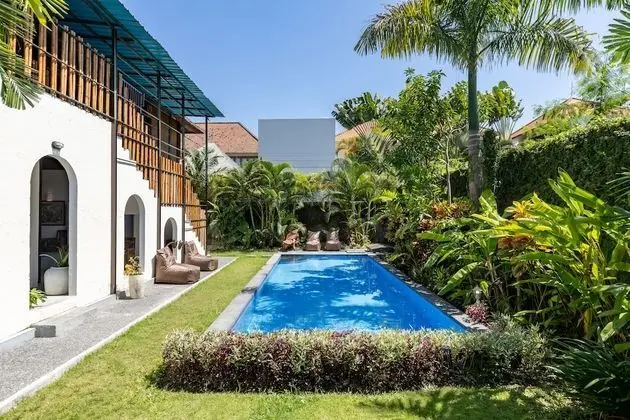 Villa Marco Unique 7BR Villa in Canggu - Dış Mekan