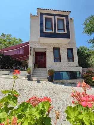 Mare Casia Bozcaada Otel