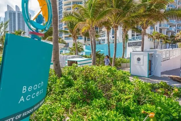 MARENAS BEACH RESORT privately managed by Miami and the Beaches Rentals - Plaj