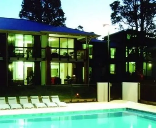 Margarets in Town Apartments - Havuz