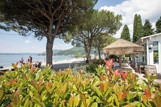 Margherita at 200 mt From Lake - Plaj