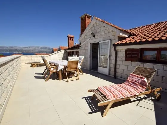 Margita Supetar in Supetar