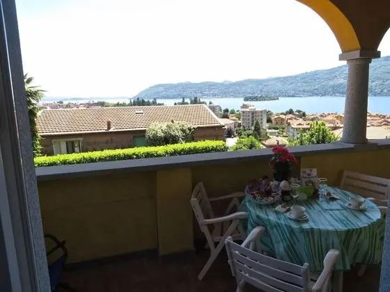 Margo 2 in Verbania With 1 Bedrooms and 1 Bathrooms - Oda