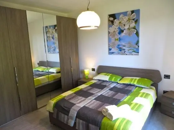 Margo 2 in Verbania With 1 Bedrooms and 1 Bathrooms - Oda