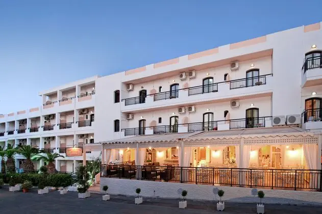 Mari Kristin Beach Hotel