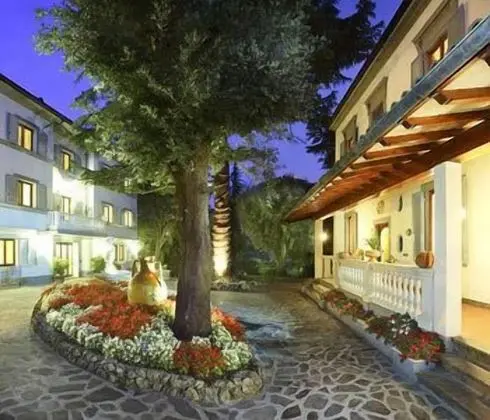 Villa Maria