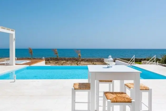 Maria & Nada Beachfront Villas - Yerinde Yemek