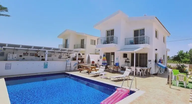 Villa Maria Petounta by STAY BnB