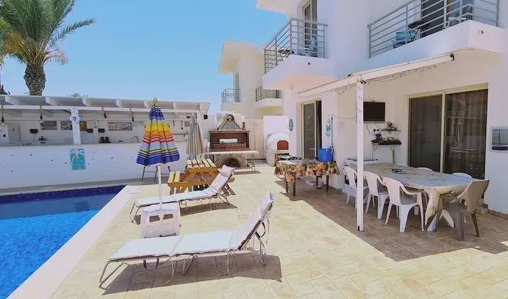 Villa Maria Petounta by STAY BnB - Havuz