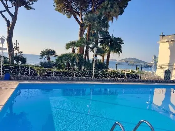 Hotel Villa Maria Teresa - Havuz