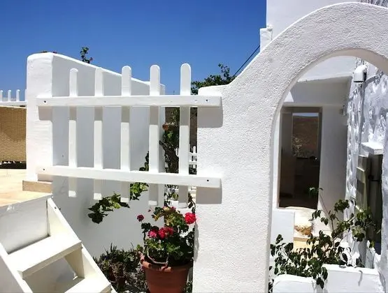 Mariakis Luxury Studios - Dış Mekan