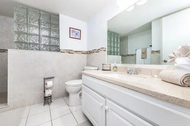 Maria's Lovely Beachfront home - Banyo Tipleri