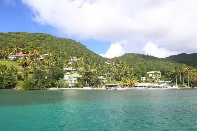Marigot Beach Club and Dive Resort - Plaj