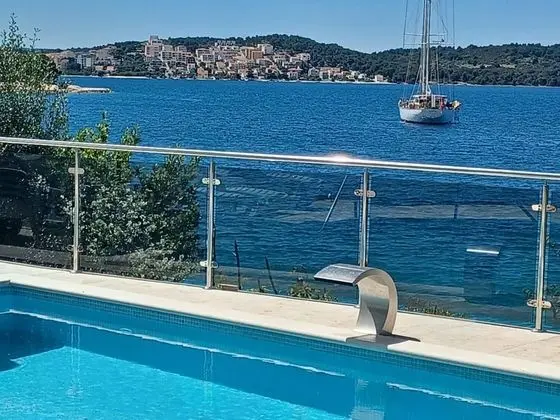Marija - 10 m From Pebble Beach - A2