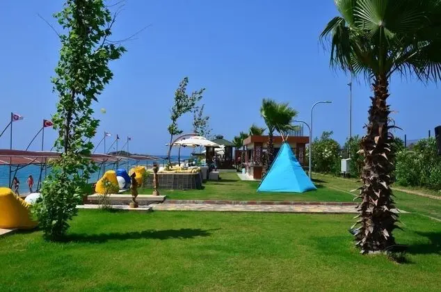 The Marilis Hill Resort Hotel - Plaj