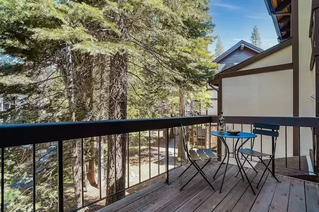 Marillac by Avantstay Gorgeous Ski Cabin w/ Balcony & Patio - İç Mekan