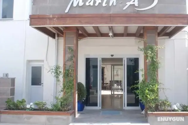 Marin-A Hotel