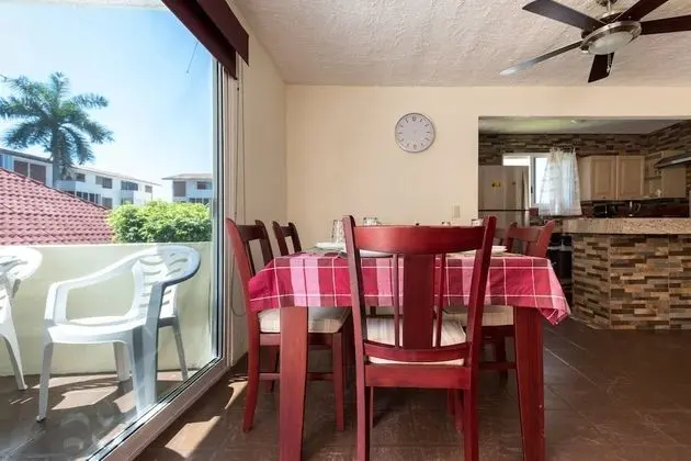 Marina 48 Condominium, 5 Person Apartment, Pool, 247 Security, Parking Area - Yerinde Yemek