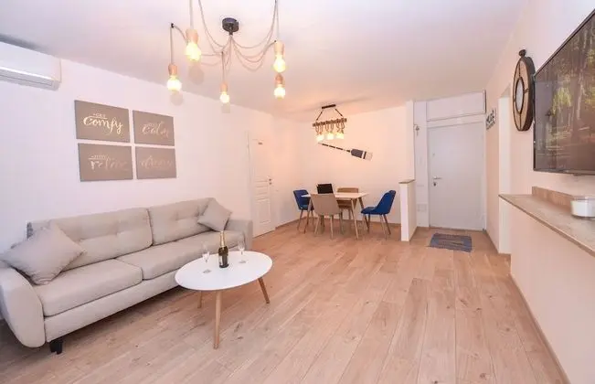 Marina Apartment - Cismigiu Gardens - İç Mekan