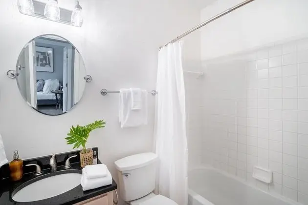 Marina by Avantstay Modern Oasis Close to Beach w/ Pool - İç Mekan