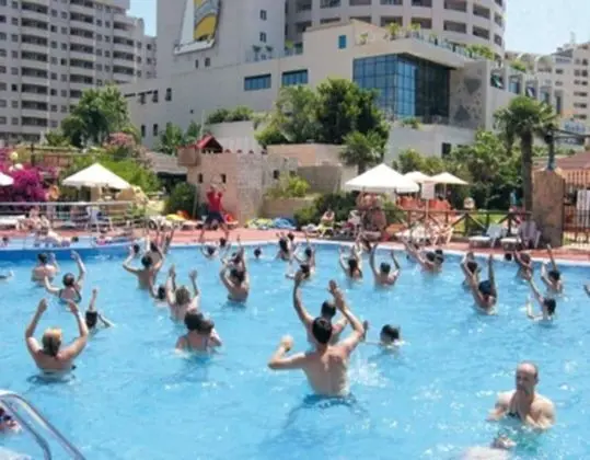 Marina d'Or 3 Hotel - Havuz