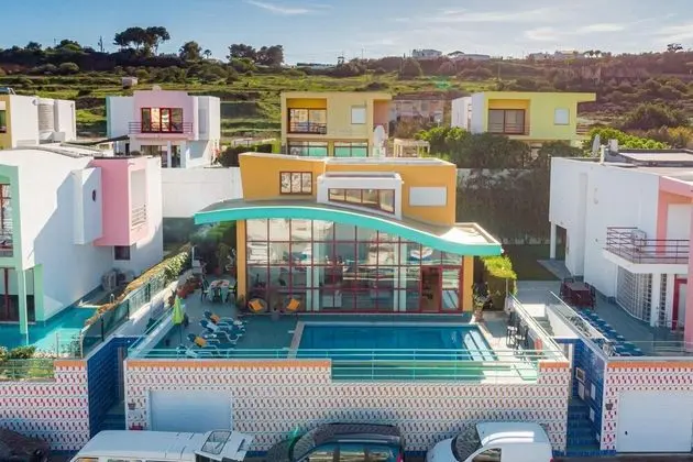 Villa Marina Front-line Marina Property With 4 Bedrooms - Oda