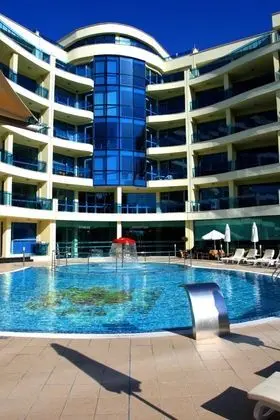 Marina Holiday Club - Havuz