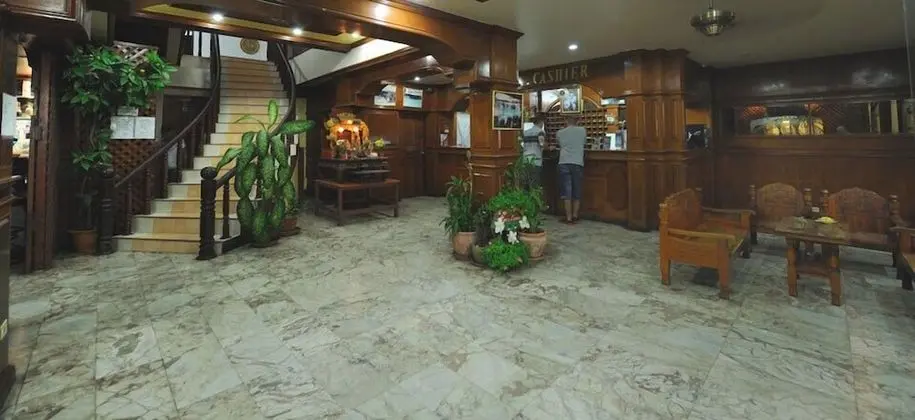Marina Inn Pattaya - Lobi