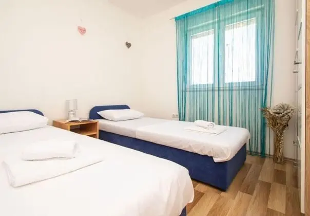 Marina - Quiet & Spacious - H