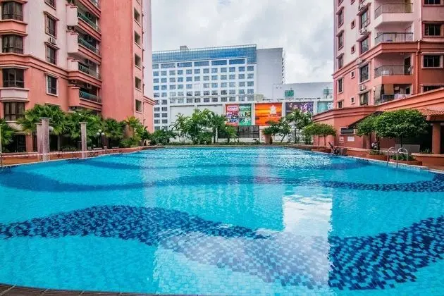 Marina Travellers Suite Marina Court - Havuz