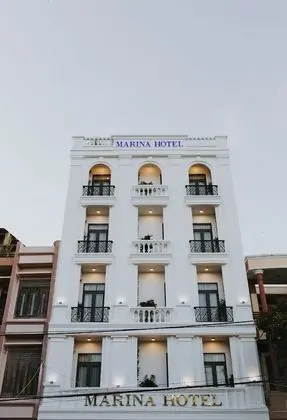 Marina Hotel